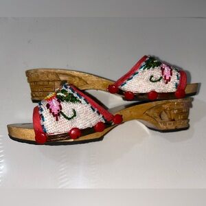 NWOB Hand-Carved “Bakya” Beaded Floral Wooden Sandal from Philippines